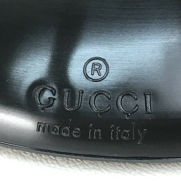 GUCCI GG pattern Interior accessories Dog Plastic - Picture 7 of 9